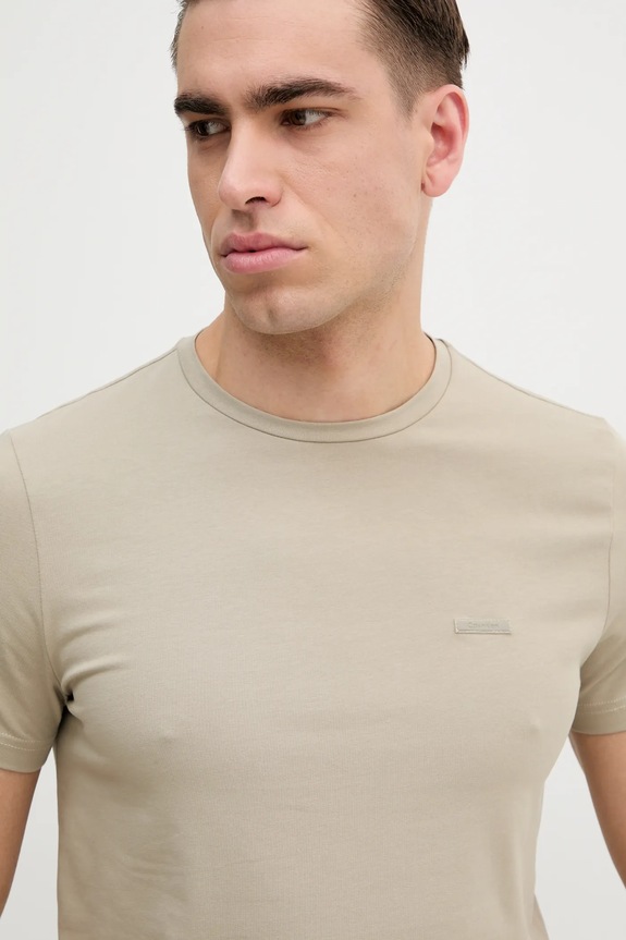 Calvin Klein T-shirt męski bawełniany z elastanem beżowy K10K112724