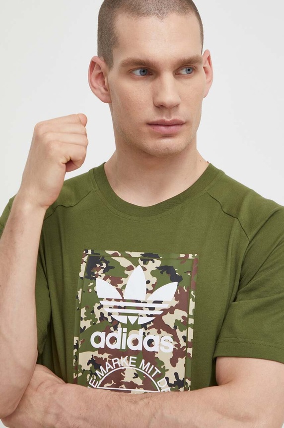 Βαμβακερό μπλουζάκι adidas Originals πράσινο IS0248