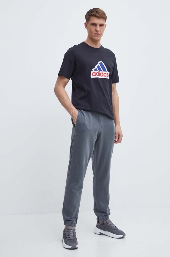 Bavlněné tričko adidas IS9596 černá SS24