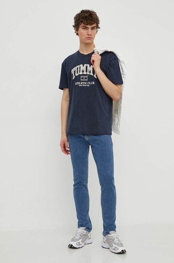 Tommy Jeans tricou din bumbac DM0DM18557 bleumarin SS24