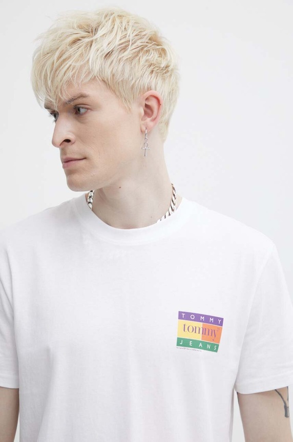 Bavlnené tričko Tommy Jeans biela DM0DM19171