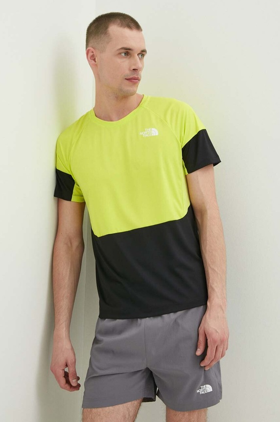 Αθλητικό μπλουζάκι The North Face εμπριμέ πράσινο NF0A825GWIT1