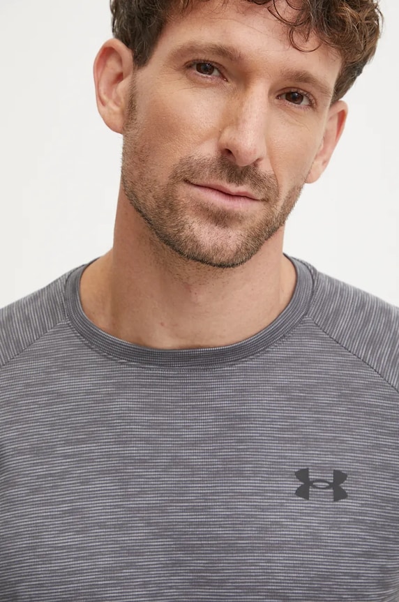 Oblečenie Under Armour tréningové tričko pánske Tech Textured 1382796 sivá