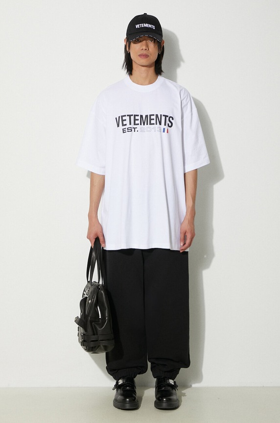 Clothing VETEMENTS cotton t-shirt Flag Logo T-Shirt UE64TR160W white