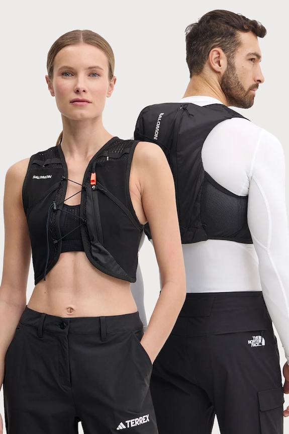Běžecká vesta Salomon Act Skin 8 outdoor černá LC2205100