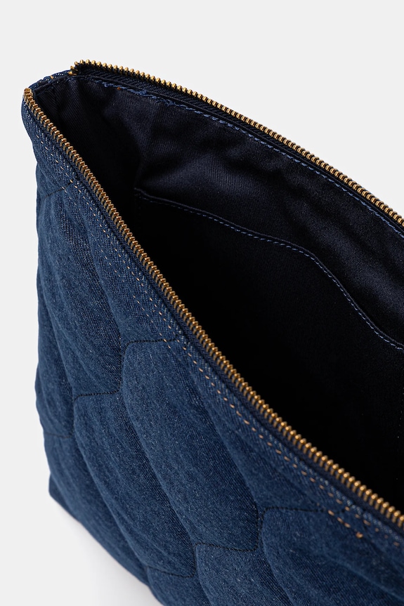 Levi's pokrowiec na laptopa 0020C.0000 granatowy