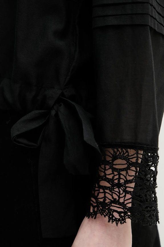 Bluza MUNTHE FERDIE 251102025128 crna