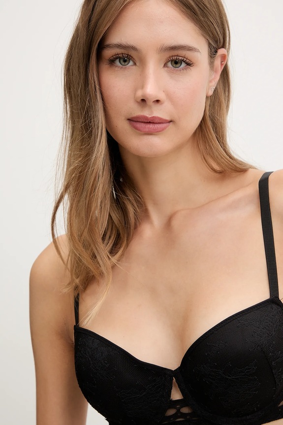 Ρούχα Σουτιέν Chantelle C22NN5 μαύρο