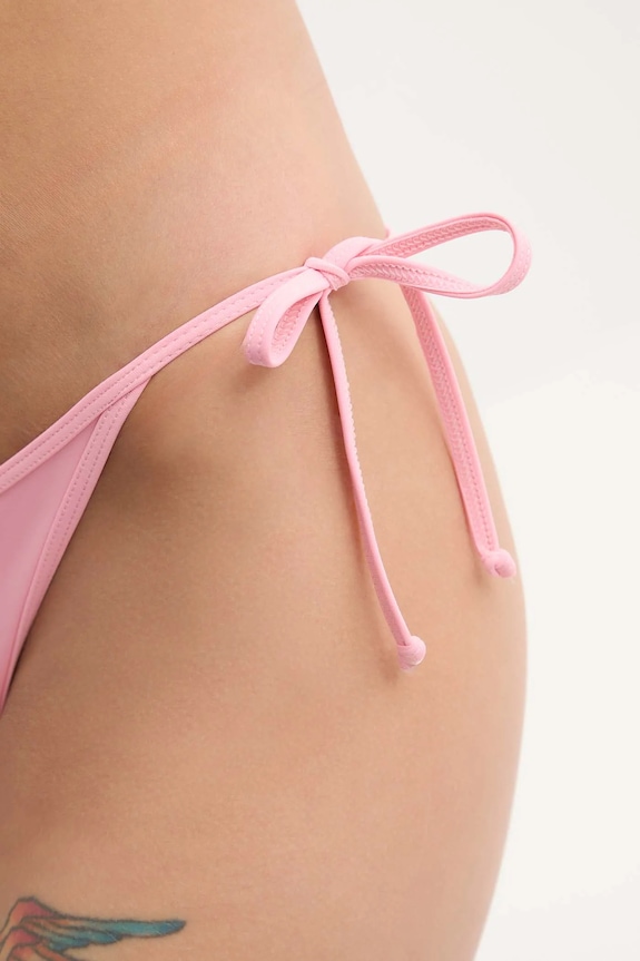 Diesel figi kąpielowe BRAZILIAN-D-CORE UNDERPANTS różowy A17590.0HPAL
