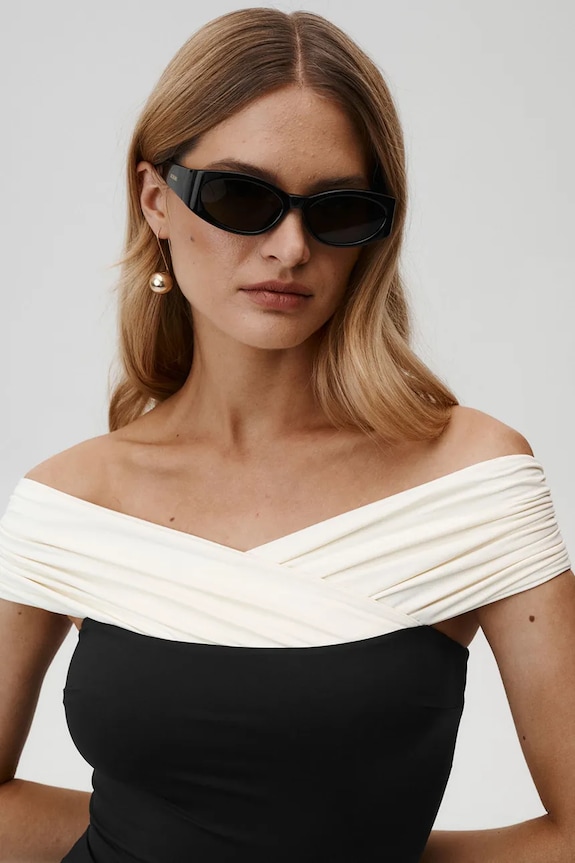 Jednodielne plavky Undress Code Tropez Swimsuit 936. čierna SS25