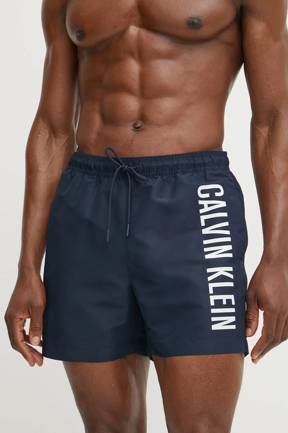 Plavkové šortky Calvin Klein KM0KM01092 námořnická modř SS25