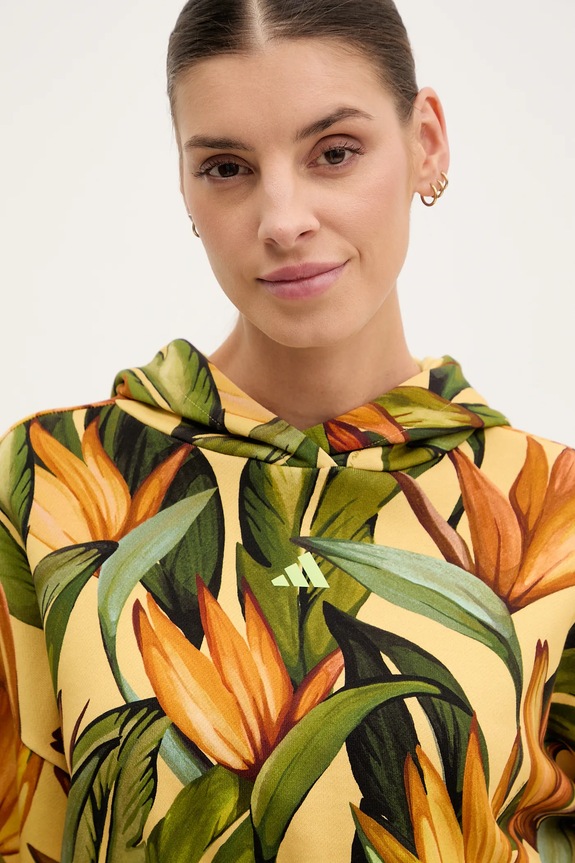 Bombažen pulover adidas x Farm Rio rumena JD6282