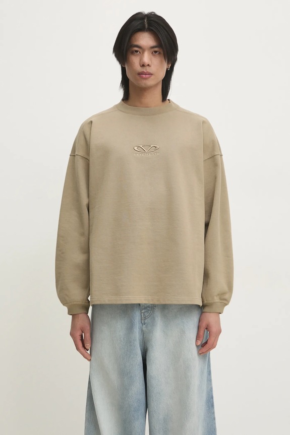 Суичър VETEMENTS Oval Logo Cropped Boxy изчистен бежов UA66CW600T