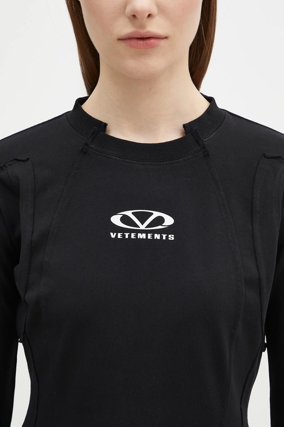 Tričko s dlhým rukávom VETEMENTS Oval Logo Cut-Up čierna UA66LS600BW