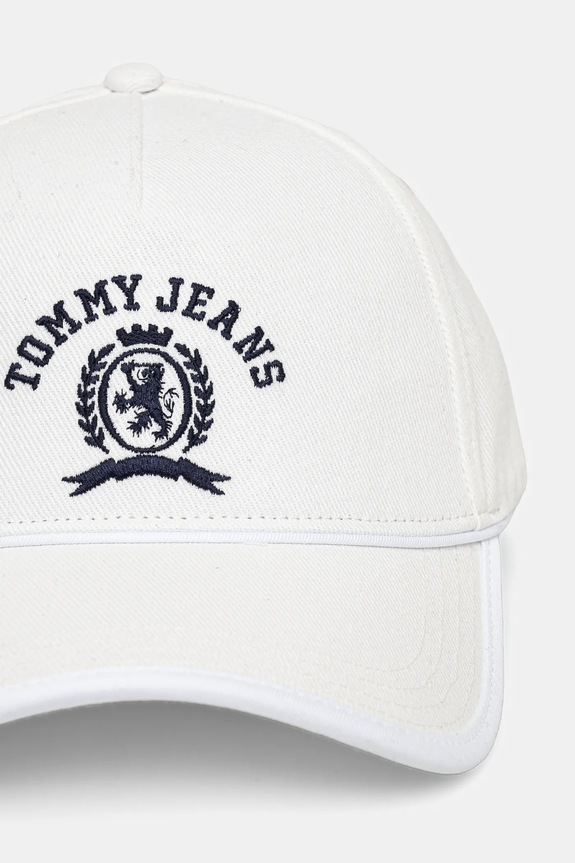 Bombažna bejzbolska kapa Tommy Jeans AW0AW17315 bela SS25