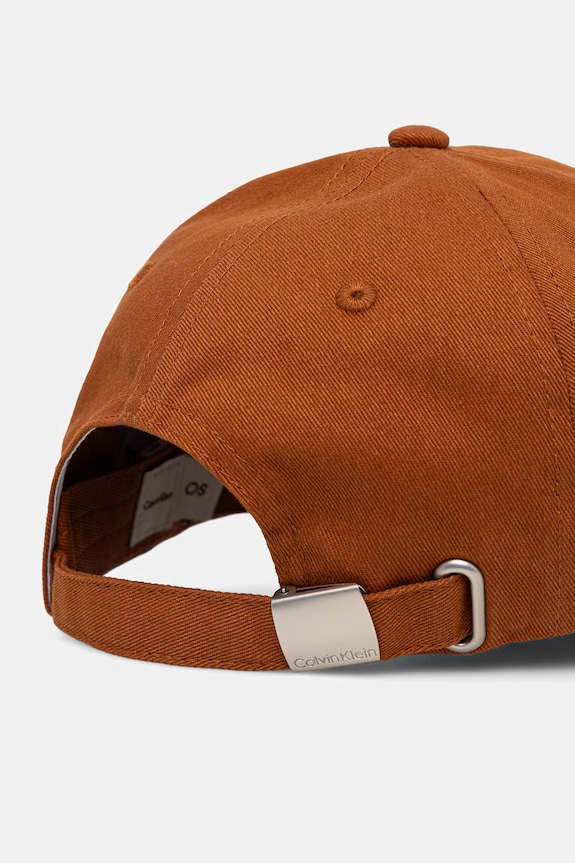Akcesoria Calvin Klein czapka z daszkiem damska bawełniana LV04K5024G brązowy