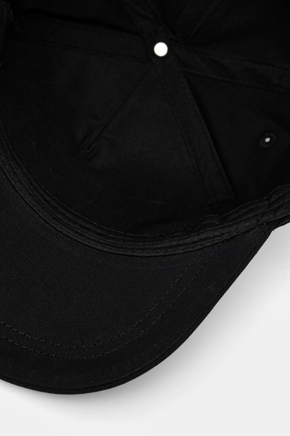 Детска памучна шапка с козирка Guess черен J5RZ40.WO08O.PPYA