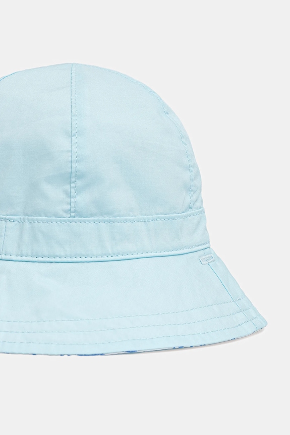 Bavlnená obojstranná detská čiapka United Colors of Benetton modrá 65B2AA00W.W.Seasonal