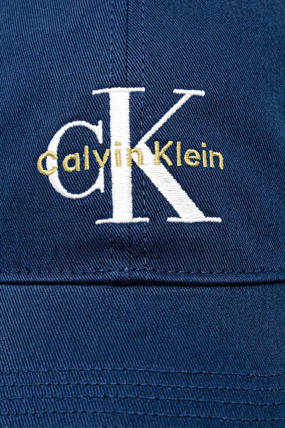 Calvin Klein șapcă pentru bărbați de bumbac LV04G5004G bleumarin SS26