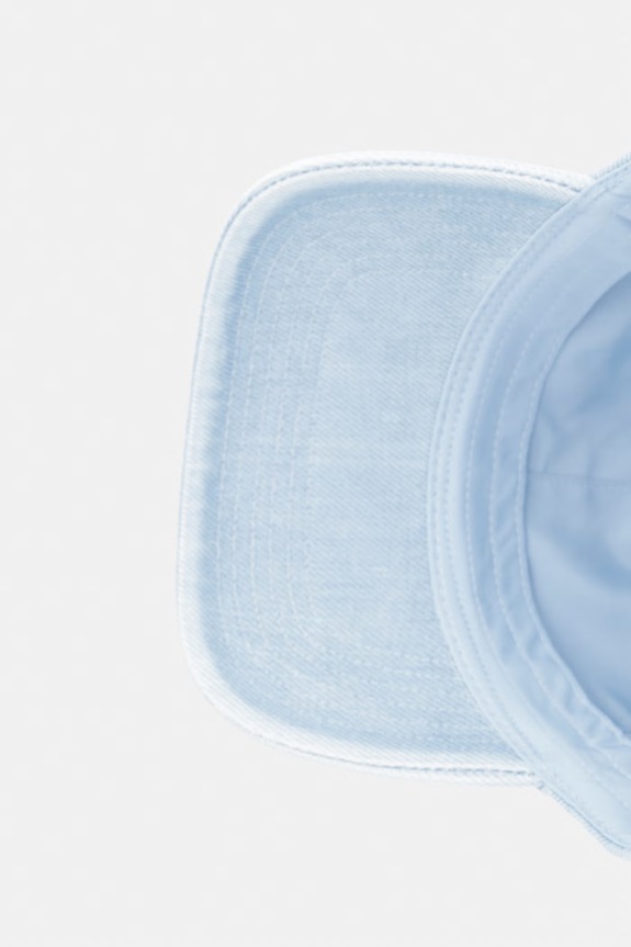 Τζιν καπέλο μπέιζμπολ Calvin Klein Jeans μπλε LV04G5007G