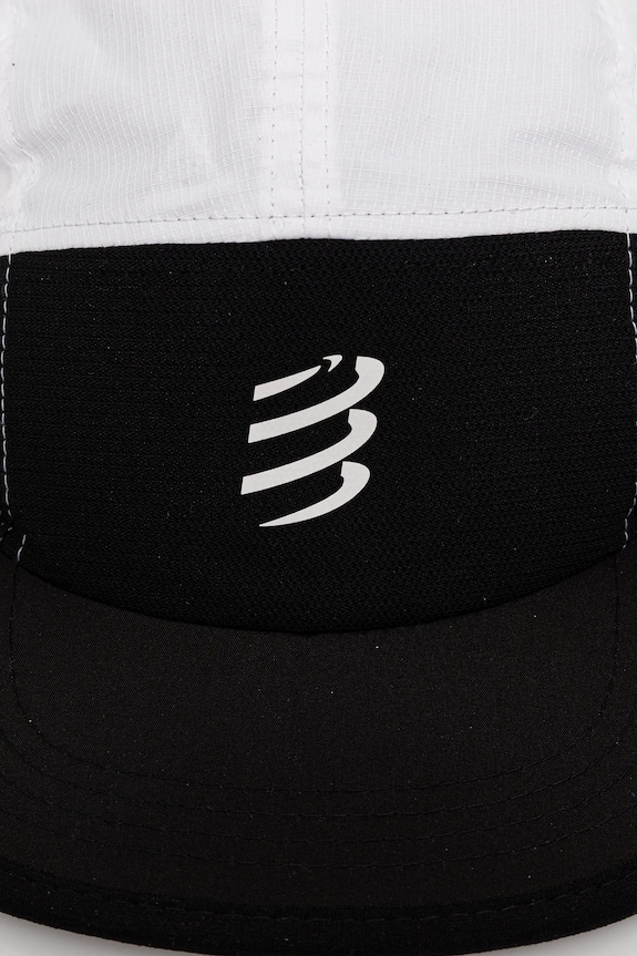 Compressport czapka z daszkiem 5 Panel Light biały XHWU736