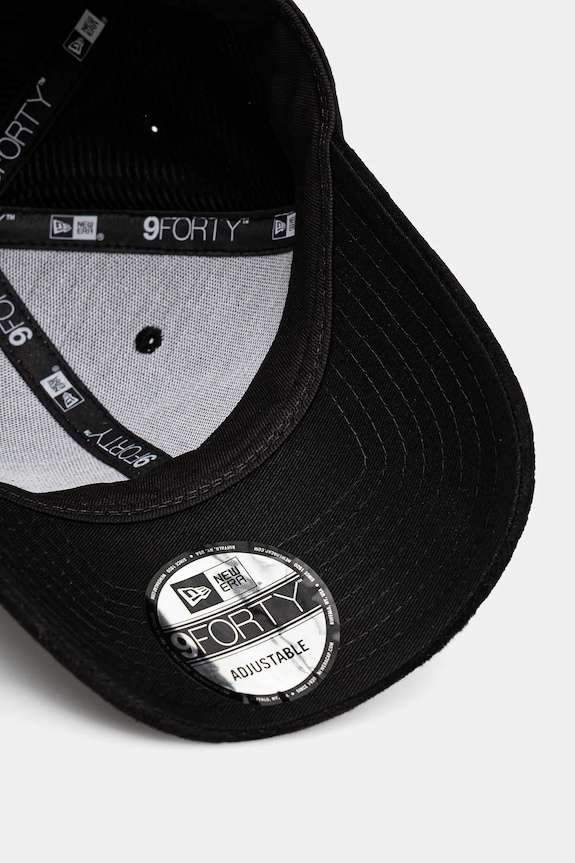 New Era czapka z daszkiem welurowa Tonal Check 940 Lakers czarny 60595440