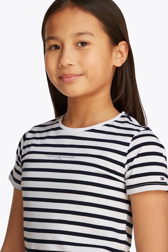 Παιδικό σετ Tommy Hilfiger σκούρο μπλε KG0KG08454.128.176.PPYA