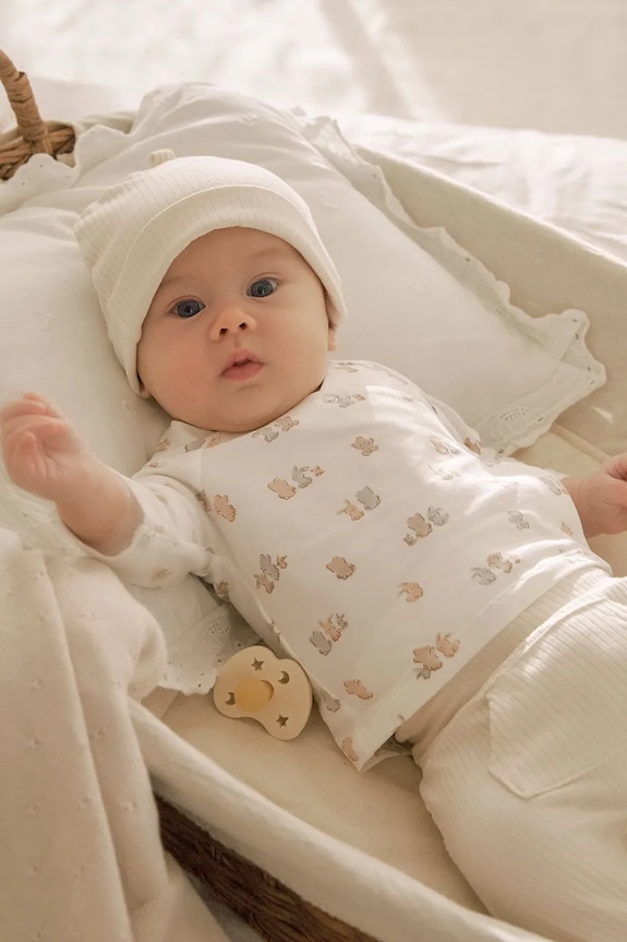 Σετ μωρού Mayoral Newborn στάμπα μπεζ 9906.1A.Newborn.PPYH