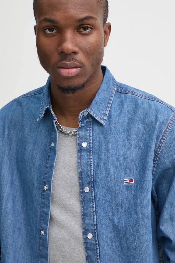 Tommy Jeans koszula jeansowa DM0DM21102 niebieski