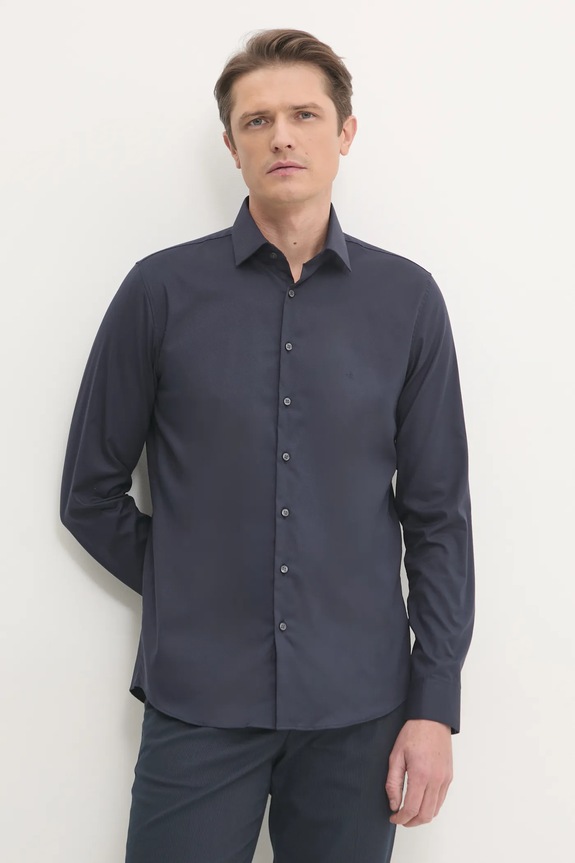 Πουκάμισο Calvin Klein slim σκούρο μπλε K10K114326