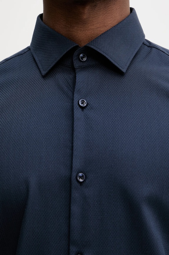 Pamučna košulja HUGO 50539707 mornarsko plava