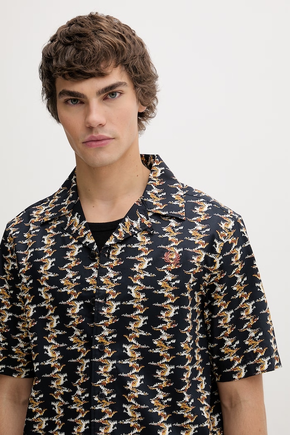 Bavlnená košeľa Fred Perry tmavomodrá M9629.608