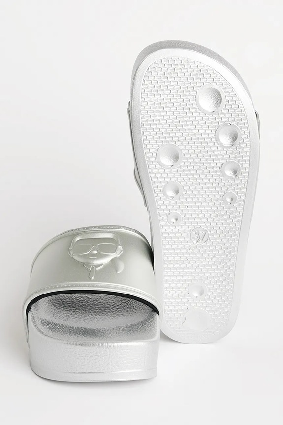 Pantofle Karl Lagerfeld KONDO MAXI KL80819M.VSL stříbrná