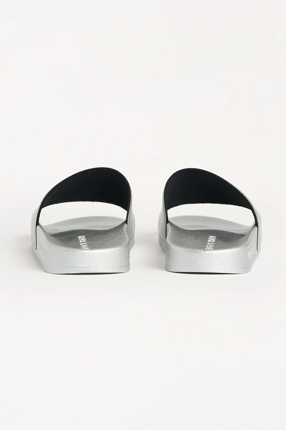 Obuv Šľapky Karl Lagerfeld KONDO 2.0 KL80908A.VSL strieborná