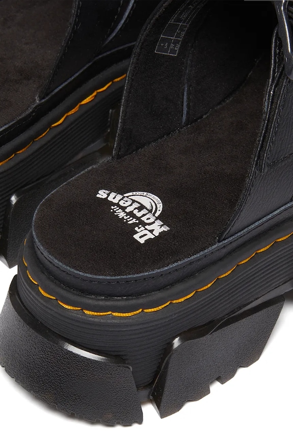 Pantofle Dr. Martens Mattison černá DM40900001