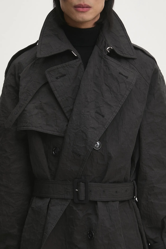 Trench kabát VETEMENTS Metalized Wrinkled Trenchcoat černá UA66CO100B