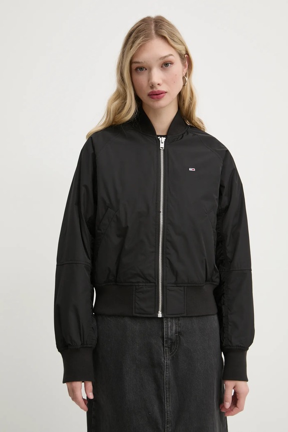 Tommy Jeans bomber dzseki enyhén szigetelt fekete DW0DW19316