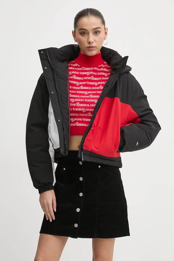 Bunda Tommy Jeans DW0DW20550 černá