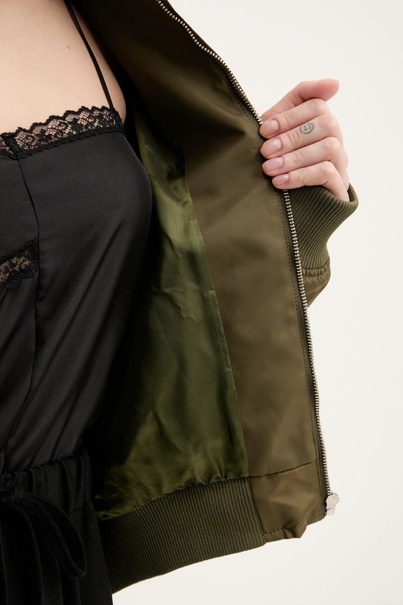 Куртка-бомбер MM6 Maison Margiela S52AM0315.M35257