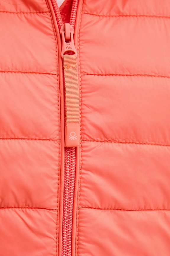 United Colors of Benetton přechodová bunda 2TWDDN07O oranžová