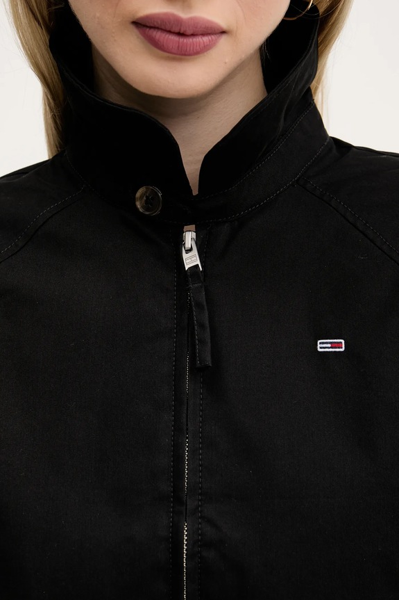 Tommy Jeans rövid kabát DW0DW20403 fekete