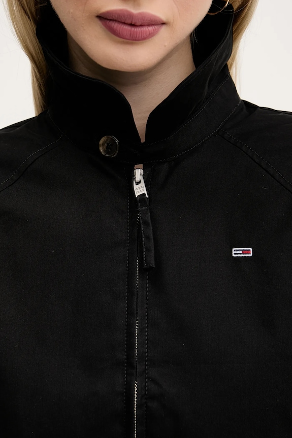 Tommy Jeans rövid kabát DW0DW20403 fekete