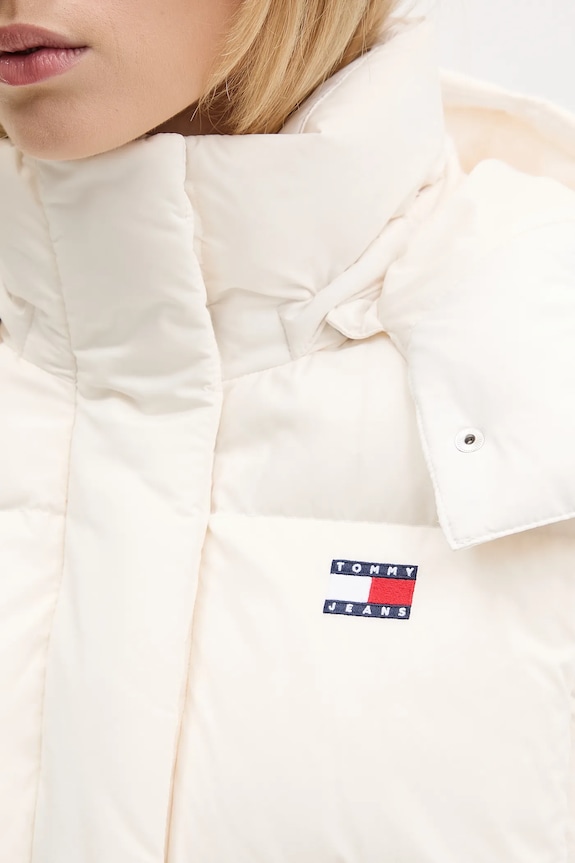 Páperová bunda Tommy Jeans DW0DW21623 béžová