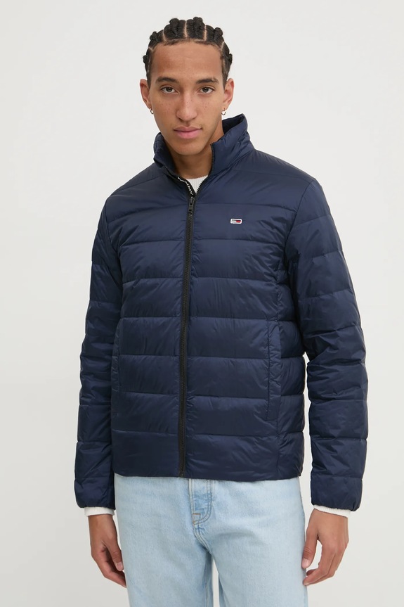 Páperová bunda Tommy Jeans prechodné tmavomodrá DM0DM20658