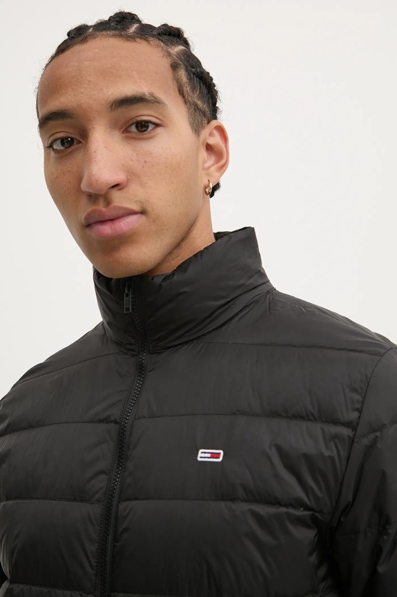 Pernata jakna Tommy Jeans crna DM0DM20658