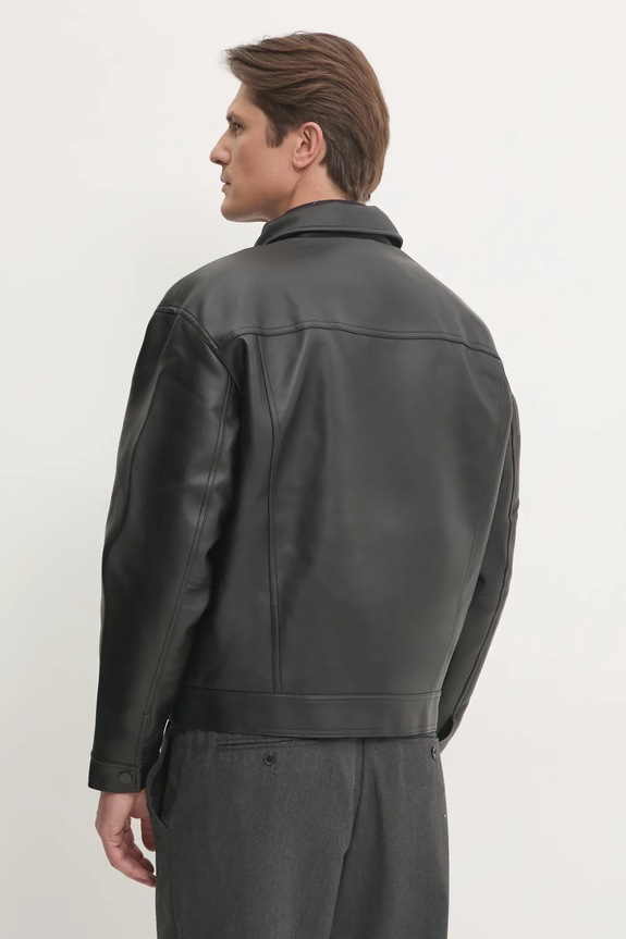 Odzież Calvin Klein Jeans kurtka J30J327030 czarny