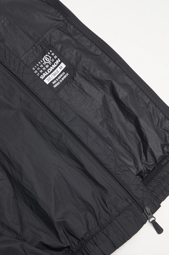 Μπουφάν MM6 Maison Margiela x Salomon SH0AM0056 μαύρο