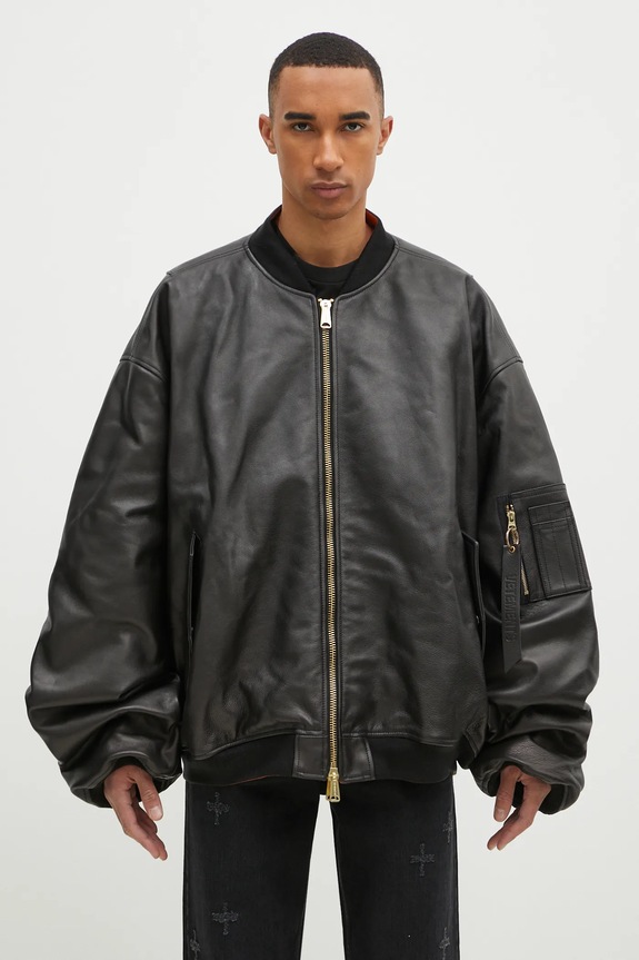Яке VETEMENTS Oversized Leather Bomber лека изолация черен UA66JA200B
