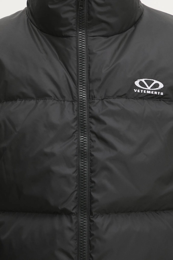 VETEMENTS down jacket Logo Puffer black UA66JA350B