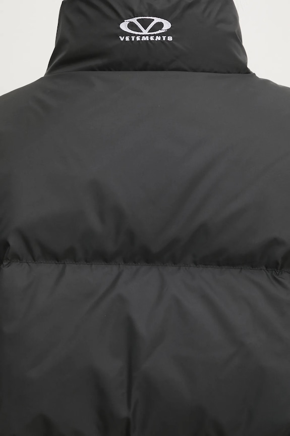 VETEMENTS down jacket Logo Puffer UA66JA350B black